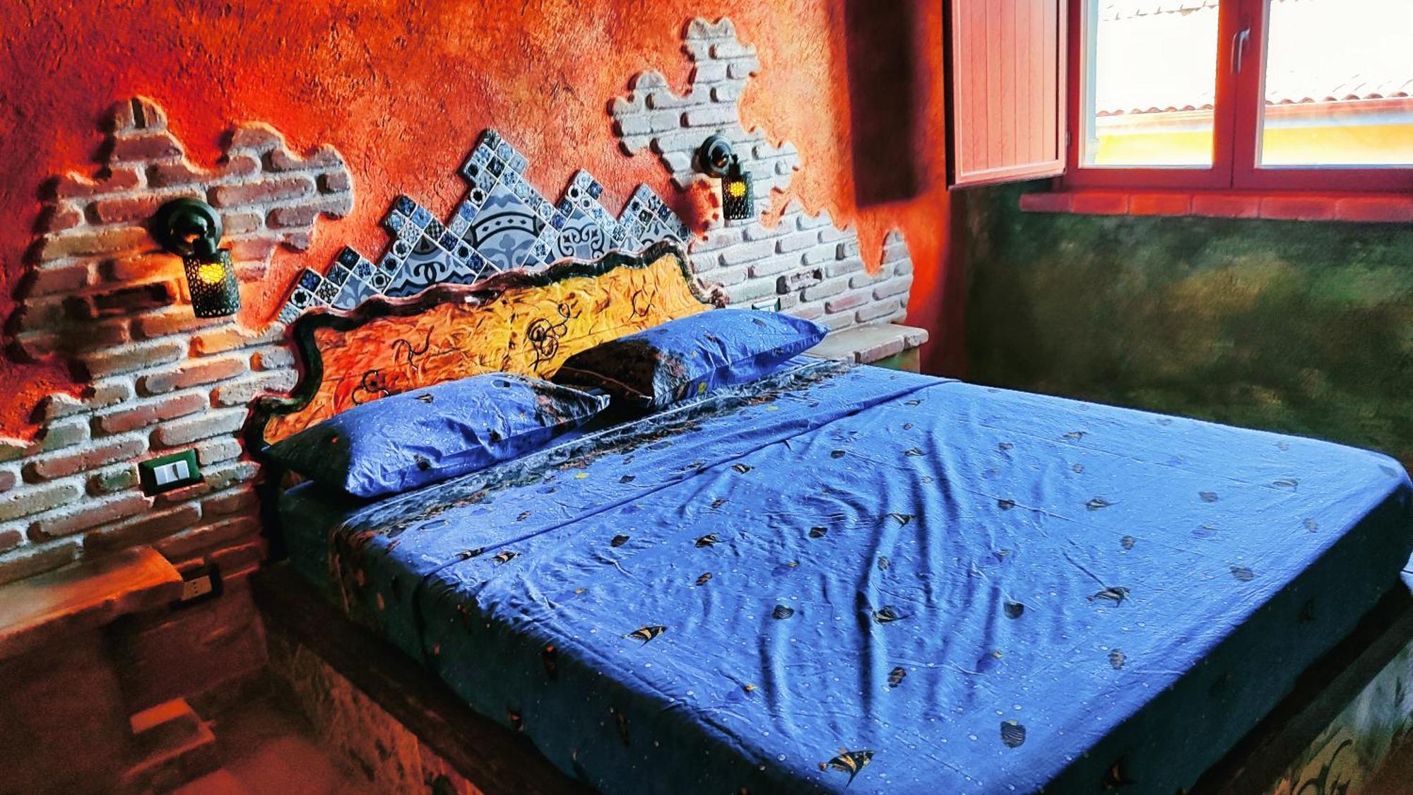 Casa Gaudi - House & Rooms テウラーダ エクステリア 写真